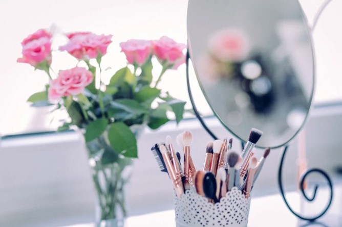 Image of a flower and makeup